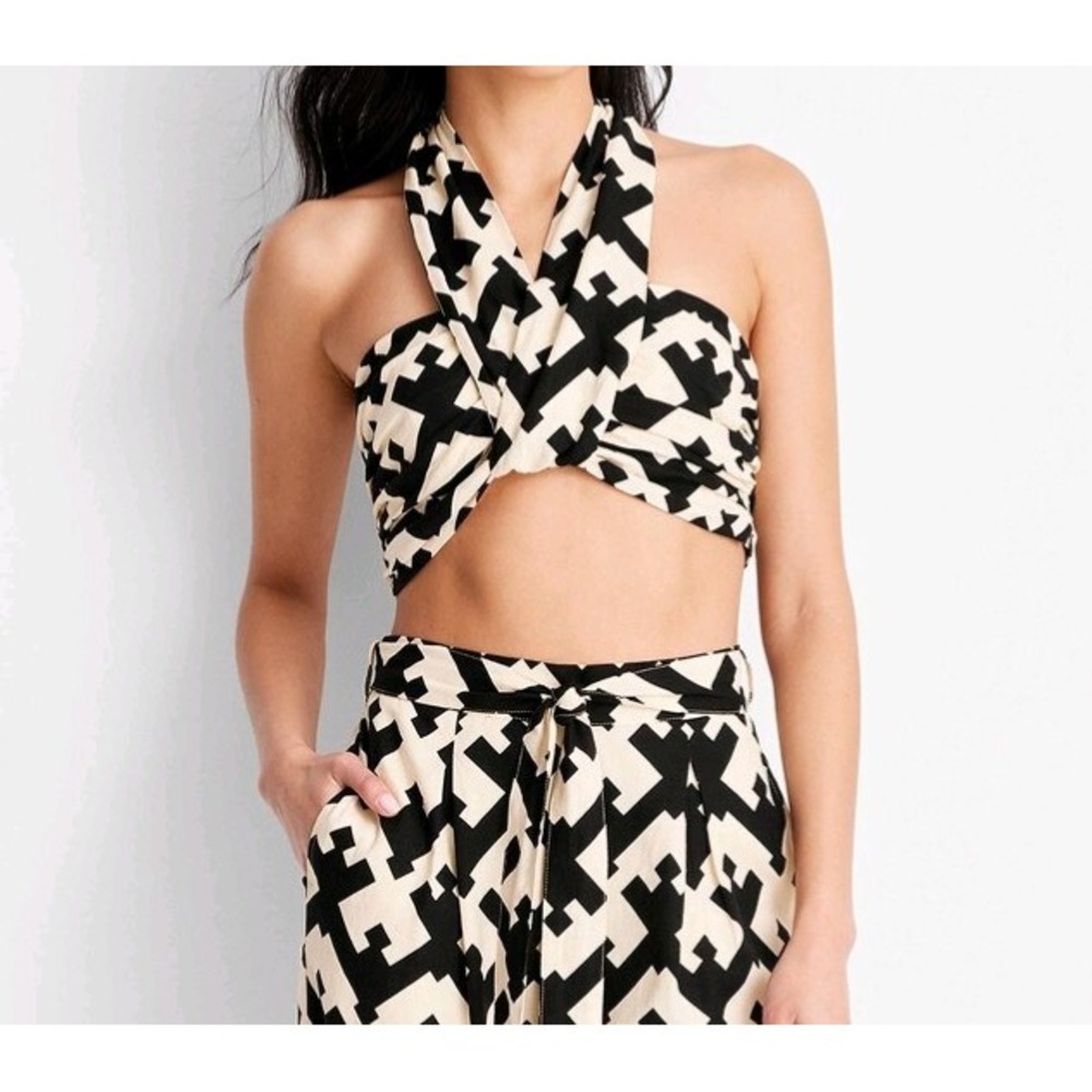 Future Collective size XS Geo print Halter Crop Tank